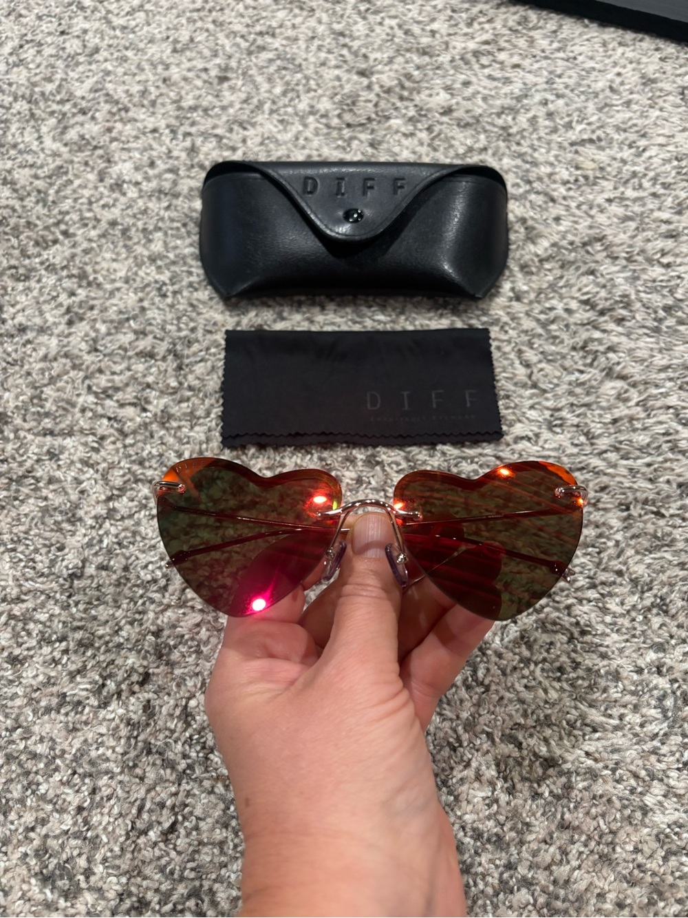 DIFF Heart-Shaped Sunglasses w/ Rainbow Gradient Lenses